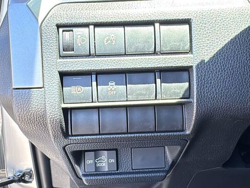 Used 2025 Toyota Tacoma SR5 image 12