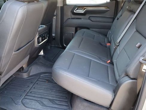 Used 2026 GMC Sierra 1500 Elevation w/ Elevation Premium Package AWD/4WD image 5