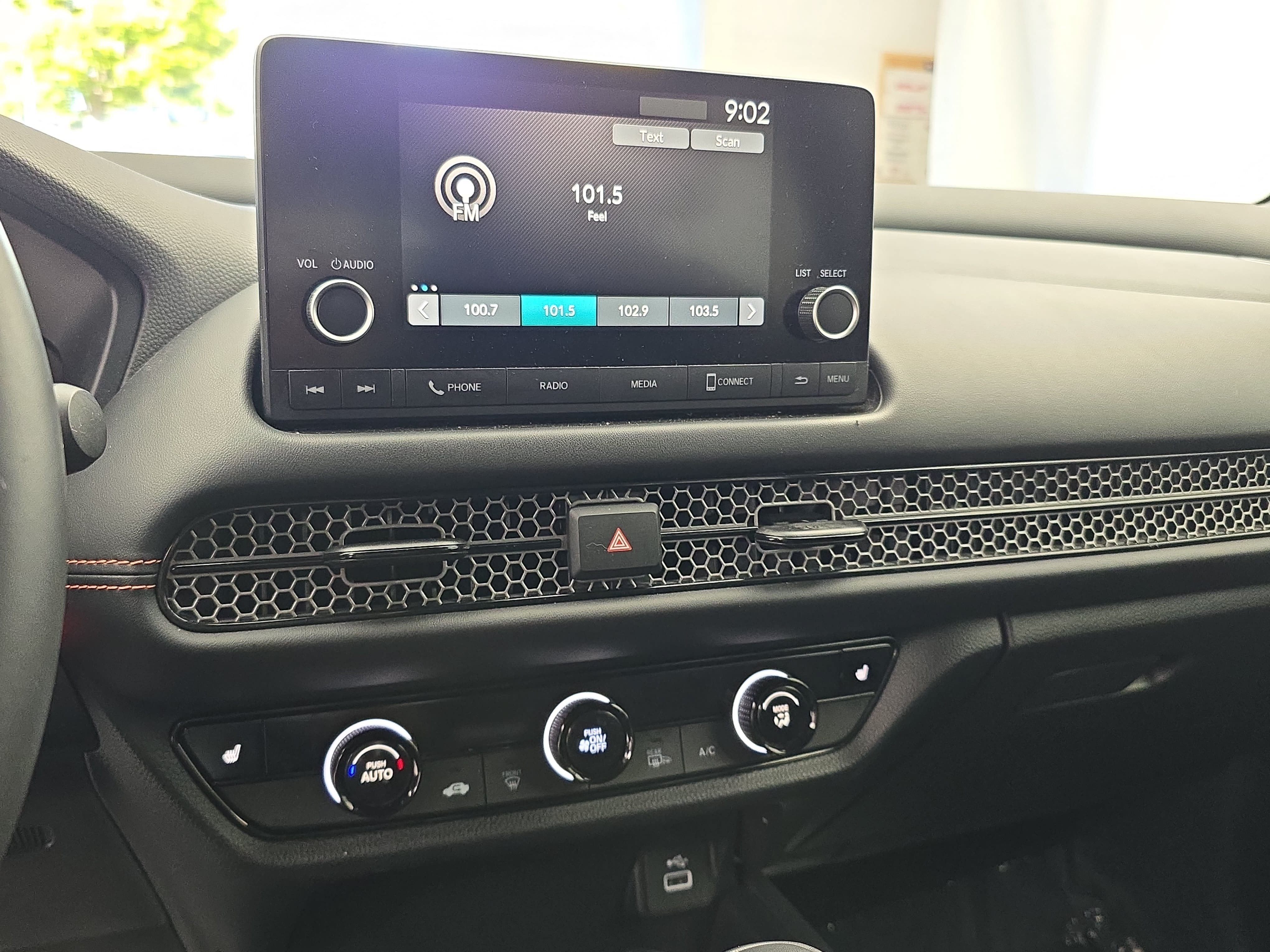 Certified 2024 Honda HR-V Sport image 19