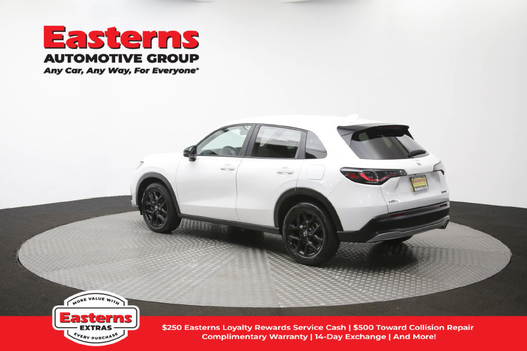 Used 2025 Honda HR-V Sport image 63