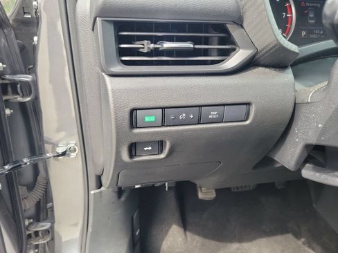 Used 2024 Nissan Sentra S FWD image 15