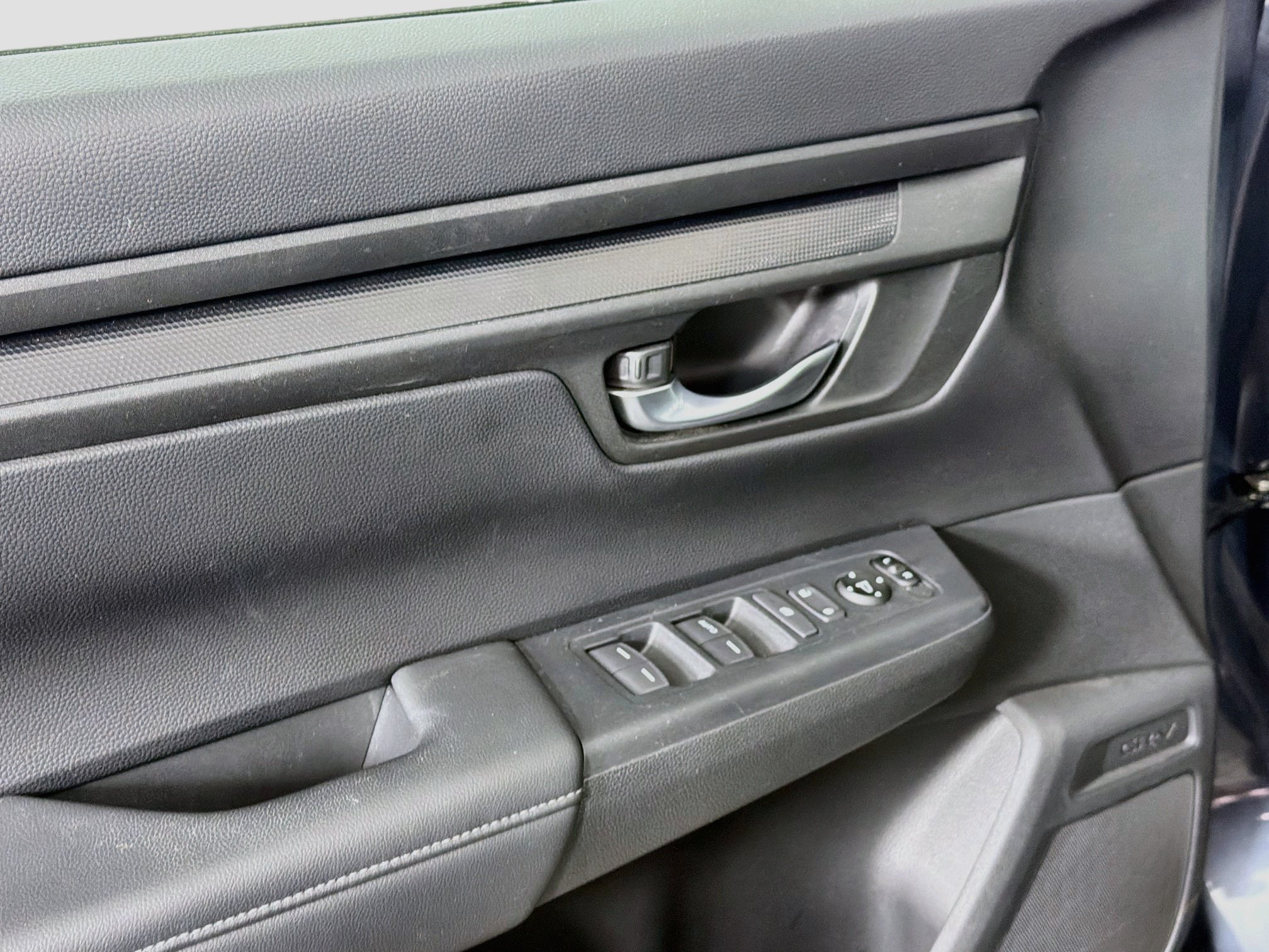 Used 2024 Honda CR-V LX image 15