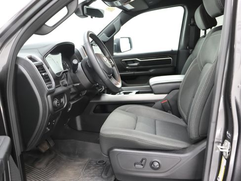 Used 2024 RAM 1500 Big Horn AWD/4WD image 7