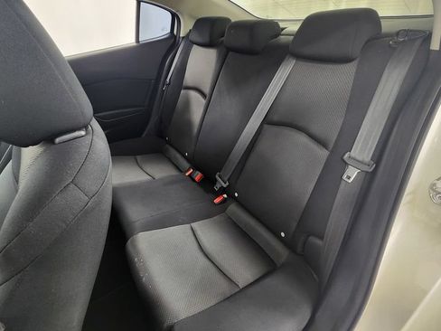 Used 2017 MAZDA MAZDA3 Sport FWD image 12