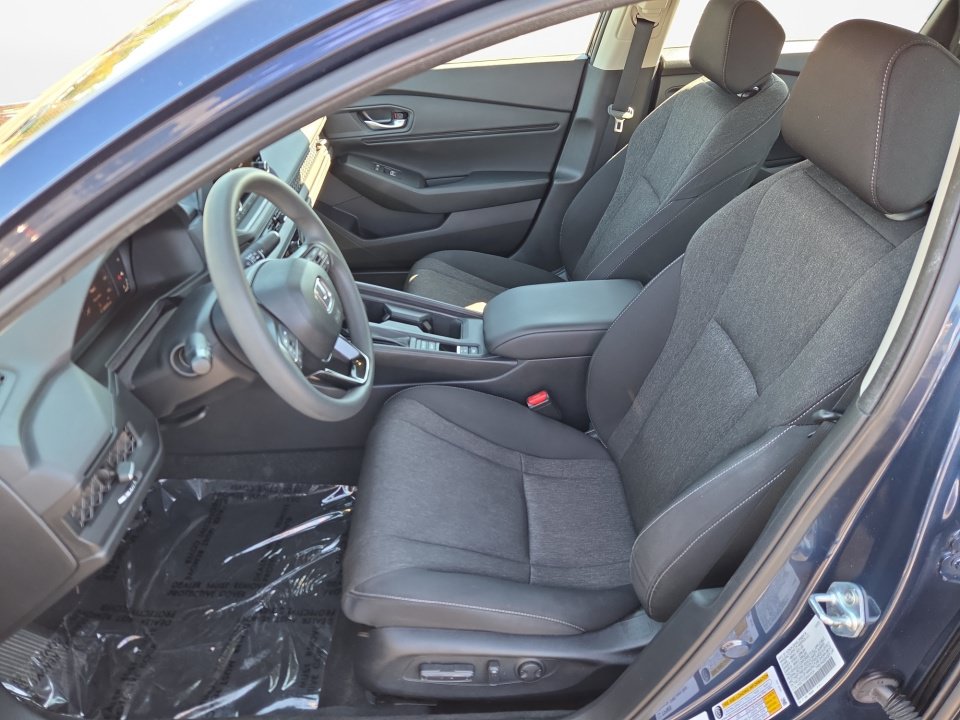 Used 2024 Honda Accord EX image 9