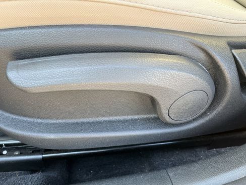 Used 2018 Hyundai Sonata SE w/ Cargo Package FWD image 3