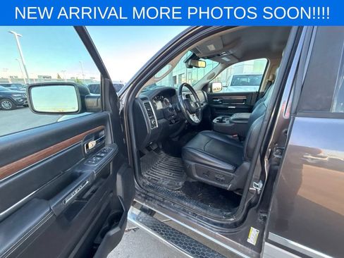 Used 2014 RAM 1500 Laramie w/ Convenience Group AWD/4WD image 11