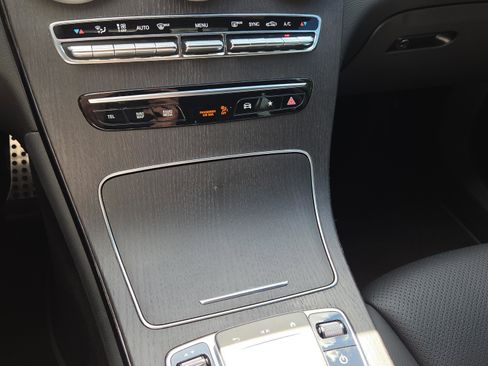 Used 2023 Mercedes-Benz GLC 300 4MATIC Coupe image 28