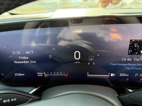 Used 2025 Buick Envision Preferred image 14