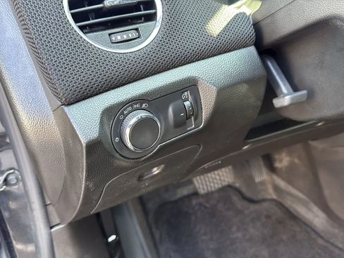 Used 2016 Chevrolet Cruze LT w/ Technology Package image 26