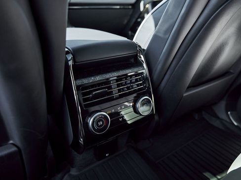 Used 2025 Land Rover Range Rover Sport Autobiography image 41