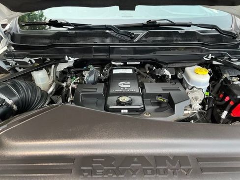 Used 2023 RAM 2500 Limited AWD/4WD image 45