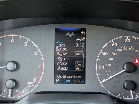 Used 2023 Toyota Corolla SE image 11