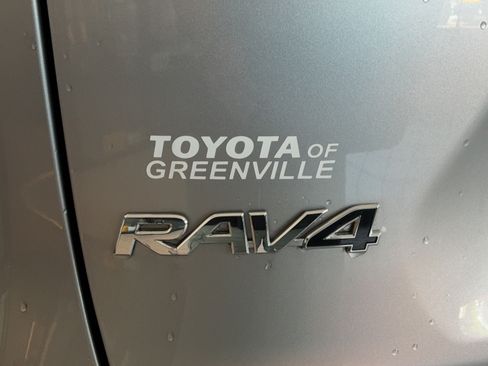 Used 2025 Toyota RAV4 XLE Premium w/ Weather Package AWD/4WD image 41
