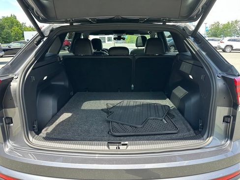 Used 2024 Volkswagen Atlas Cross Sport SE w/ Panoramic Sunroof Package FWD image 38