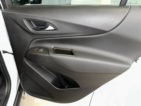 Certified 2024 Chevrolet Equinox LT image 28