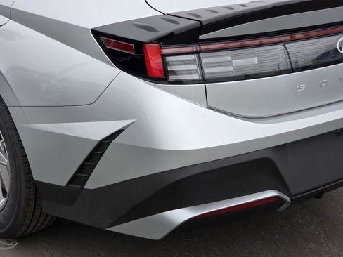 New 2025 Hyundai Sonata SE image 11