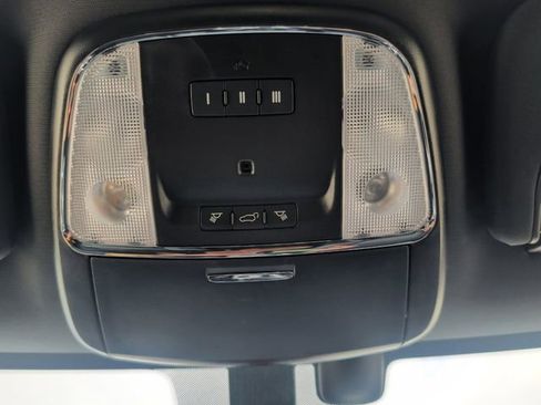 Used 2021 Jeep Grand Cherokee Laredo X image 7