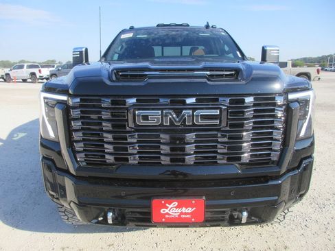 New 2026 GMC Sierra 2500 Denali Ultimate AWD/4WD image 12