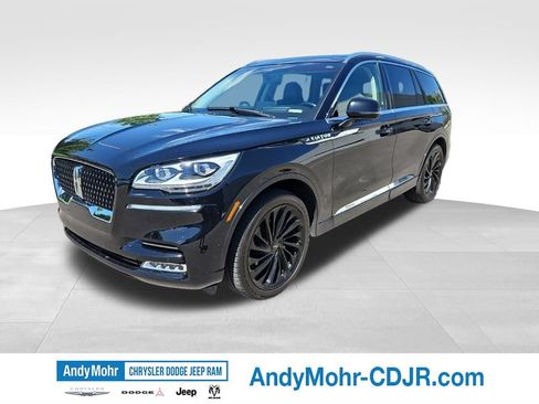 Used 2021 Lincoln Aviator Reserve w/ Equipment Group 210A AWD/4WD image 3