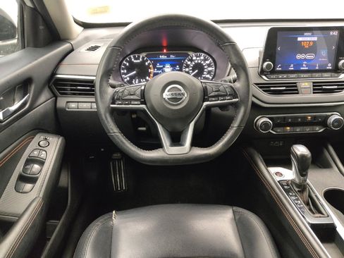 Used 2020 Nissan Altima 2.5 SR w/ Premium Package FWD image 22
