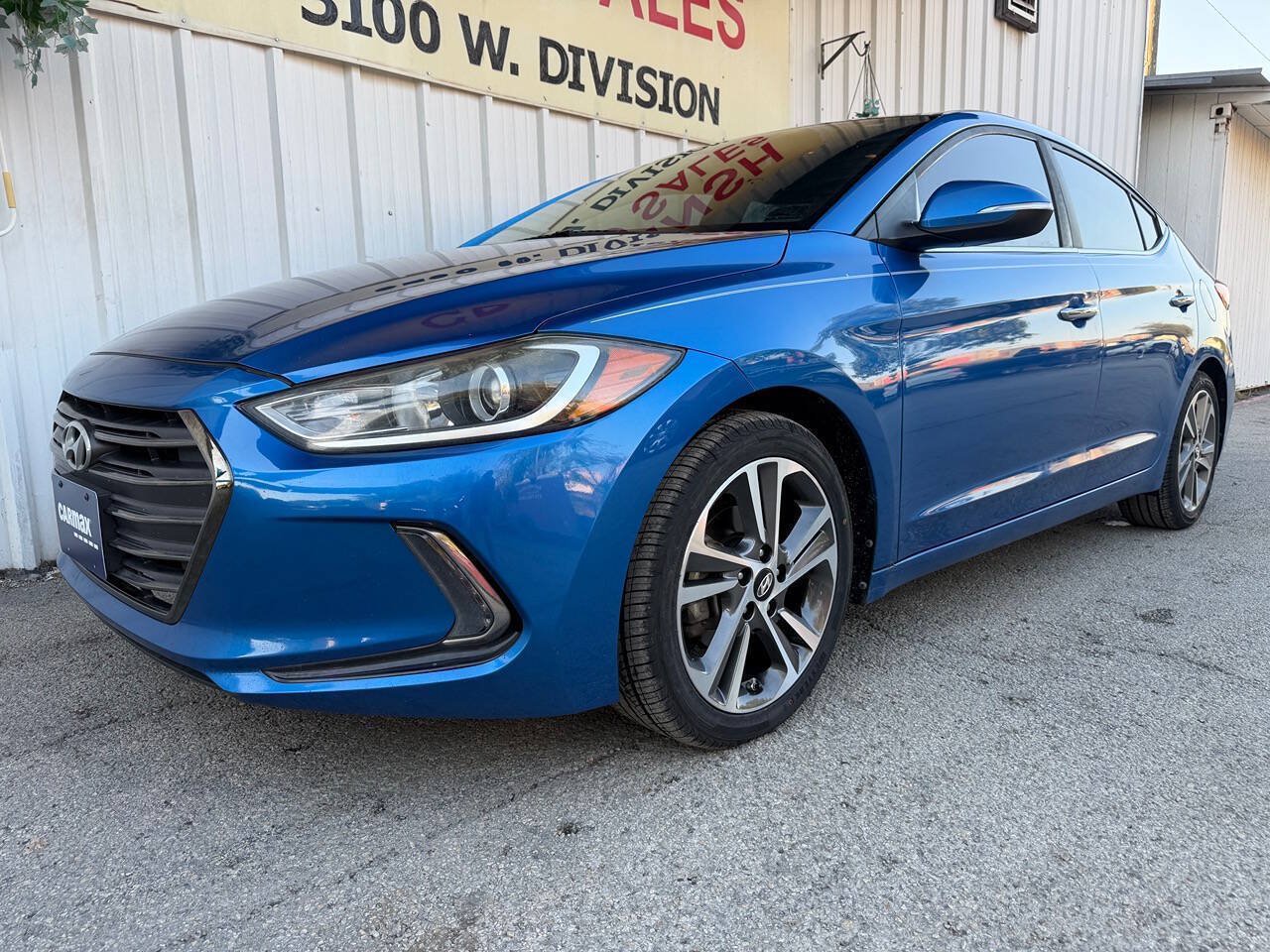 Used 2017 Hyundai Elantra Limited FWD image 8