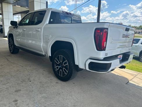 Used 2026 GMC Sierra 1500 AT4 w/ AT4 Premium Package AWD/4WD image 5