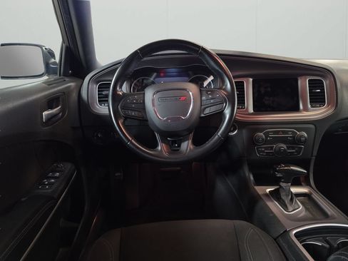 Used 2023 Dodge Charger SXT RWD image 17