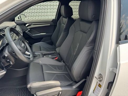 Certified 2025 Audi Q3 2.0T Premium w/ Convenience Package AWD/4WD image 10