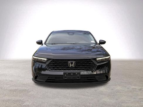 Used 2023 Honda Accord EX image 3