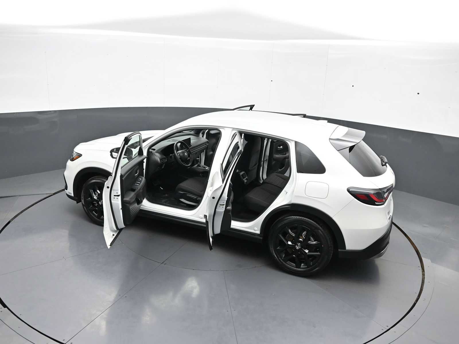 Certified 2025 Honda HR-V Sport image 42