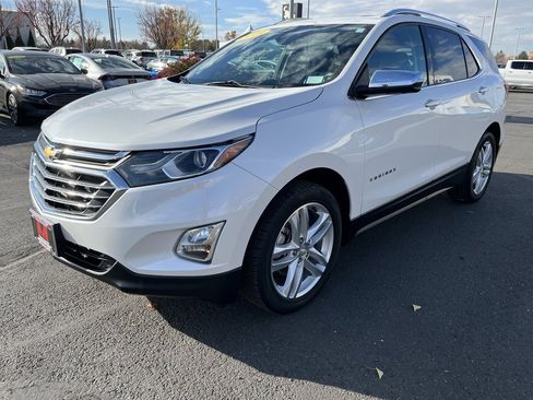 Used 2019 Chevrolet Equinox Premier image 3