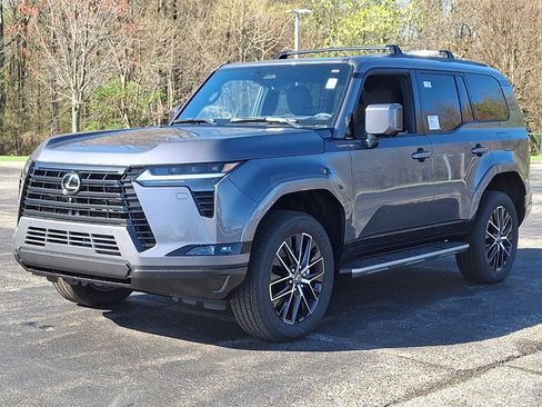 New 2026 Lexus GX 550 image 2