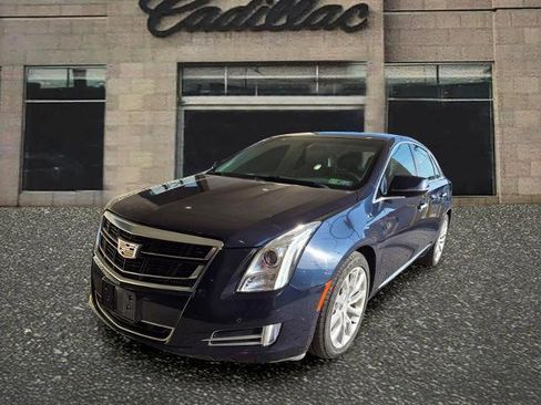 Used 2017 Cadillac XTS Luxury AWD/4WD image 1