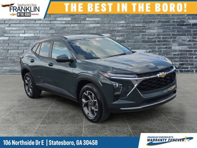 Used 2026 Chevrolet Trax LT FWD image 8