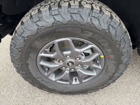 New 2025 Ford Bronco Badlands image 10