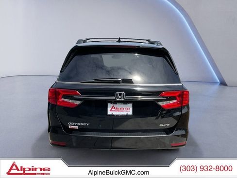 Used 2022 Honda Odyssey Elite image 4