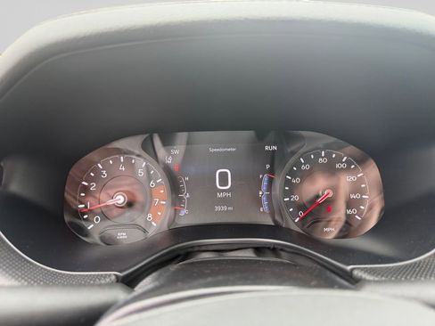 Used 2025 Jeep Compass Limited w/ Sun & Sound Group AWD/4WD image 14