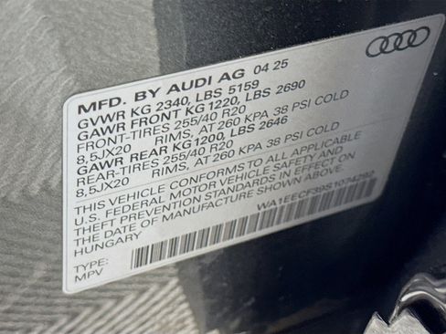 Certified 2025 Audi Q3 2.0T Premium Plus w/ Premium Plus Package image 33