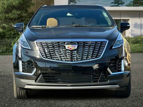 New 2025 Cadillac XT5 Premium Luxury w/ LPO, Floor Liner Package image 9