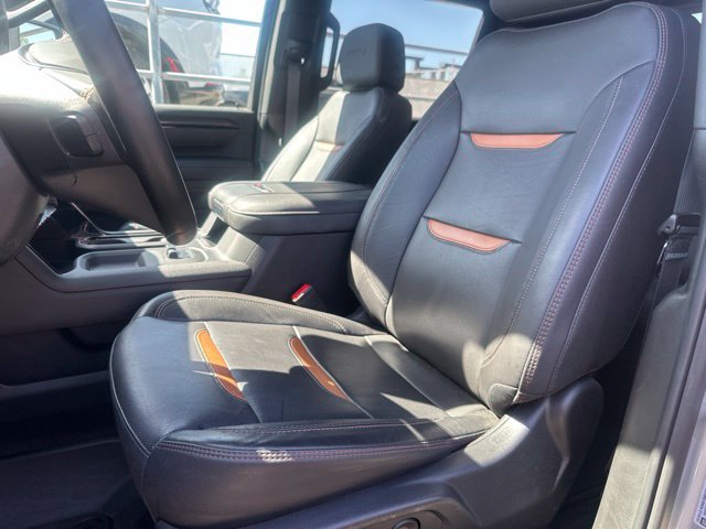 Used 2025 GMC Sierra 3500 AT4 w/ AT4 Premium Plus Package AWD/4WD image 13