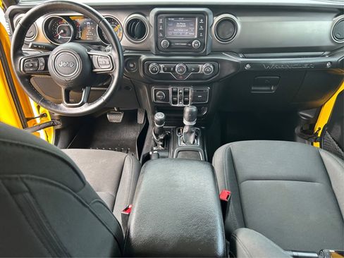 Certified 2019 Jeep Wrangler Unlimited Sport S image 18