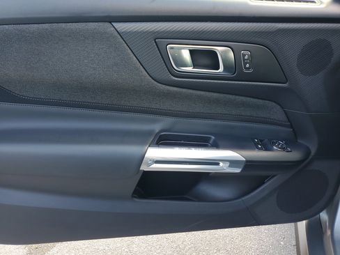 Used 2024 Ford Mustang Coupe image 23