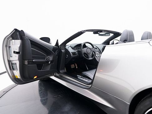 Used 2016 Aston Martin DB9 GT RWD image 50