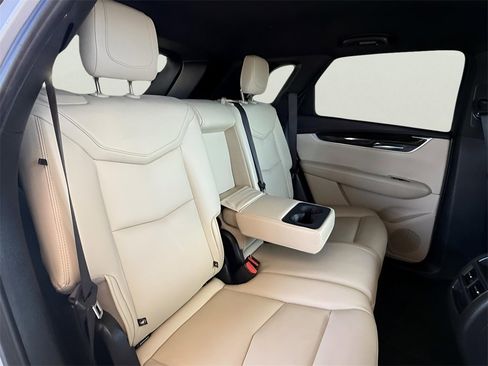 Used 2019 Cadillac XT5 image 32