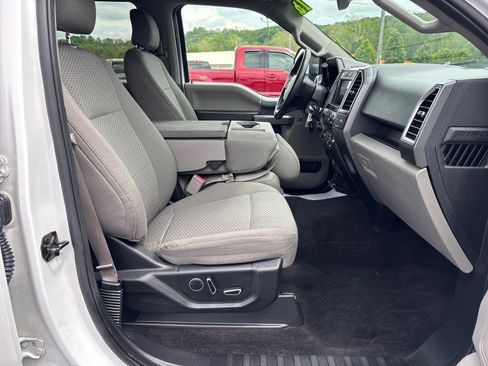Used 2016 Ford F150 XLT w/ Equipment Group 302A Luxury AWD/4WD image 15