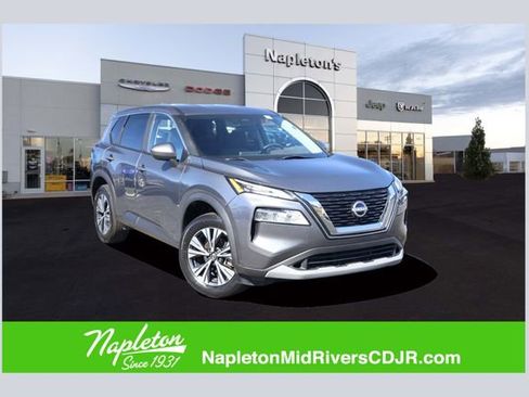 Used 2023 Nissan Rogue SV image 1