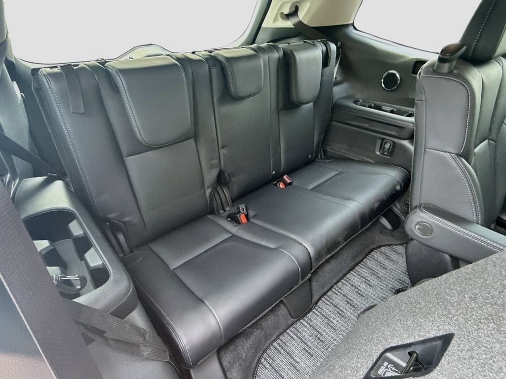Used 2025 Subaru Ascent Limited AWD/4WD image 31