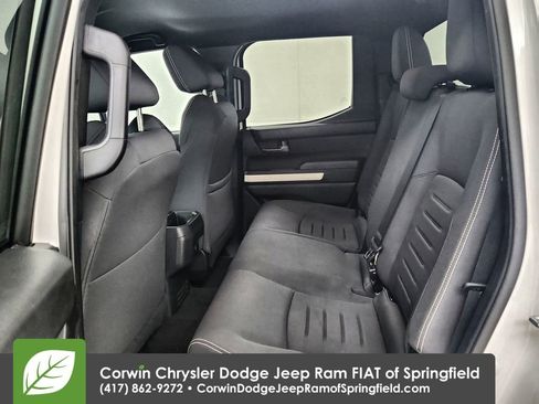 Used 2024 Toyota Tacoma TRD Off-Road image 31