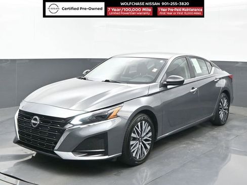 Certified 2025 Nissan Altima 2.5 SV image 1